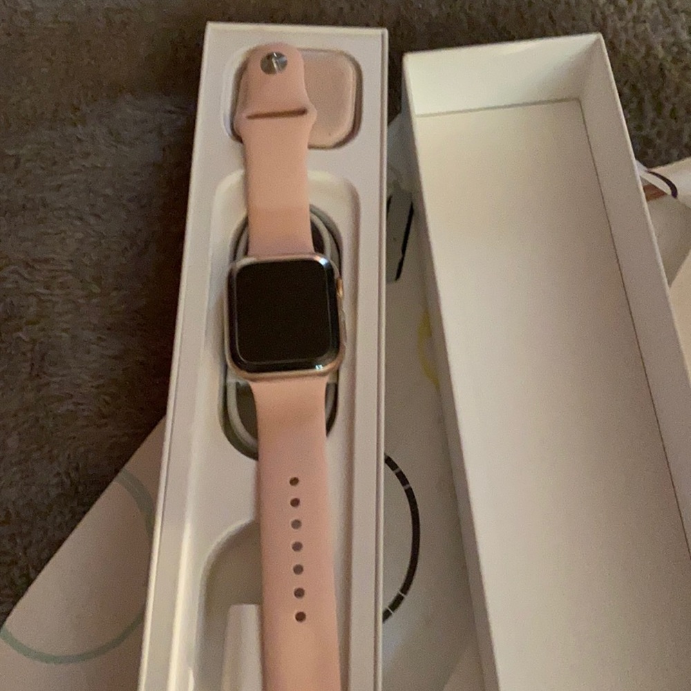 Apple five series 44MM